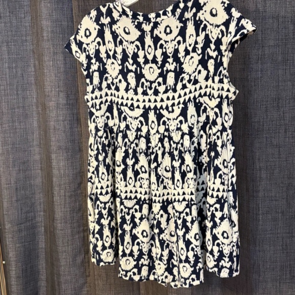 Vanessa Virginia Anthropologie Women's Sleeveless Top  SZ Small Navy Blue Cream - Picture 5 of 6